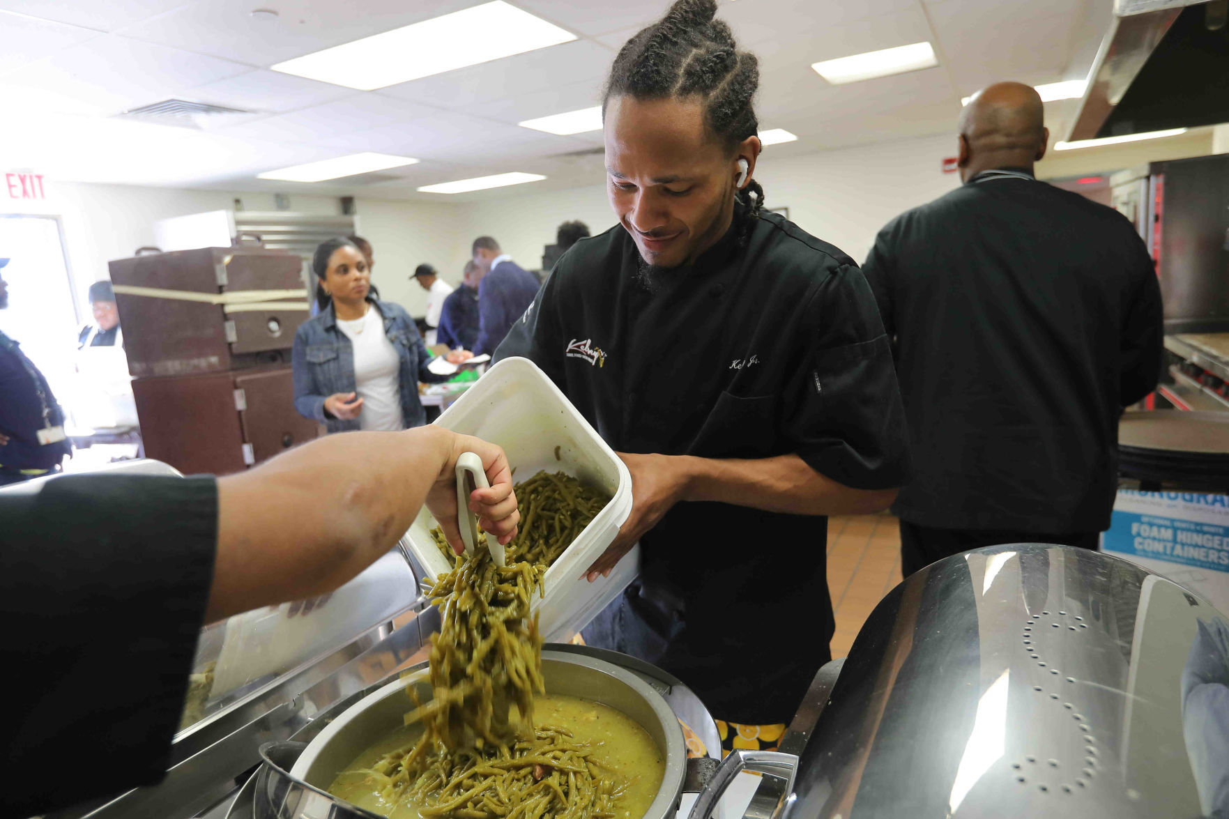 Kelsey's shared Thanksgiving dinner with the community